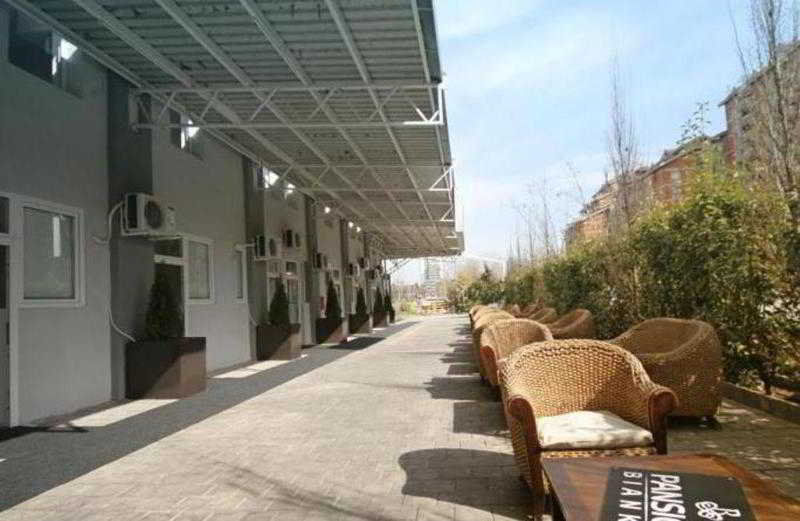 Pansion Bianko Hotel Escópia Exterior foto